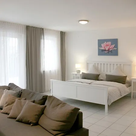 Ueberlinger Seerose 公寓 *